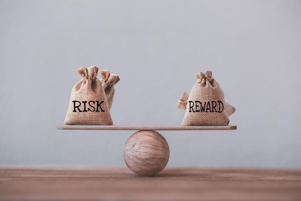 Risk/Reward Ratio: Meaning, Calculation & Benefits