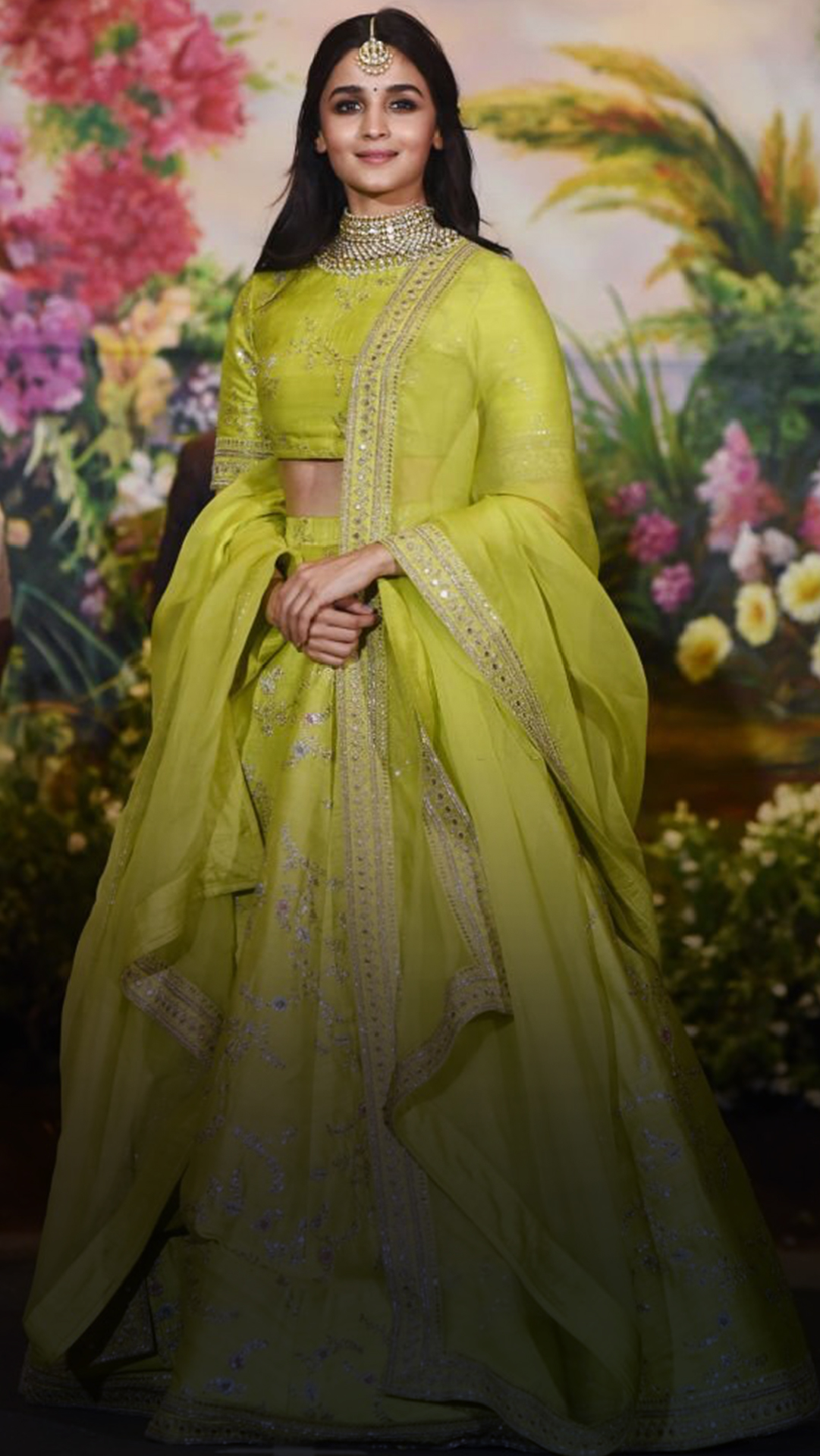 Alia Bhatt to Katrina Kaif, 5 celeb brides who got their wedding outfits  draped by Dolly Jain - India Today